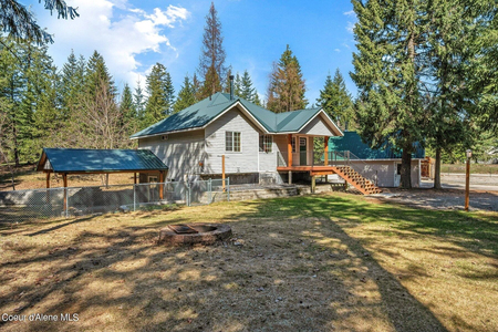 4266 W Spotted Horse Rd, Spirit Lake, ID