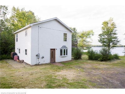 1085 Ward Hill Rd, Plymouth, ME