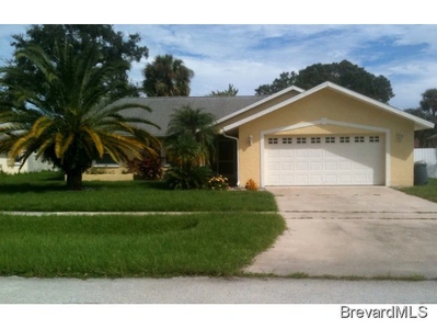 317 Woods Lake Dr, Cocoa, FL