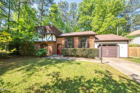 207 Howland Ave, Cary, NC