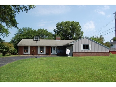 3626 Redwood Rd, Anderson, IN