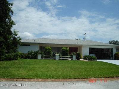 1304 Saint Andrews Dr, Rockledge, FL