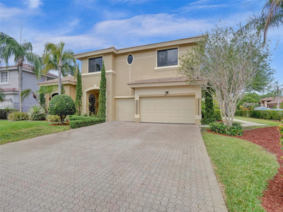 303 Nw 119th Dr, Coral Springs, FL