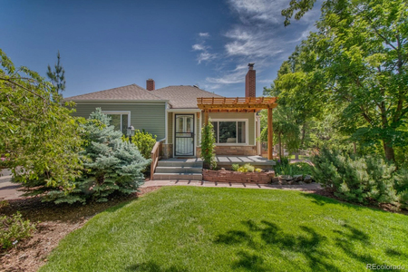 2240 Bell Ct, Lakewood, CO