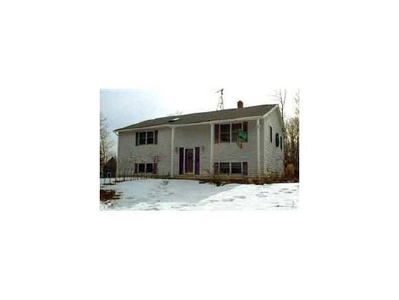 47 Pondview Rd, Weare, NH