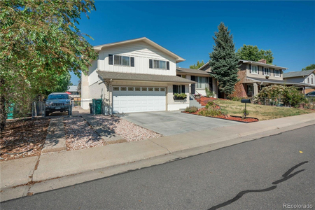 569 S Dudley St, Lakewood, CO