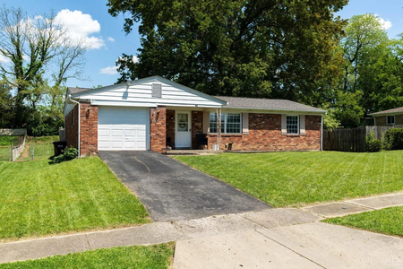 41 Edgecombe Dr, Milford, OH