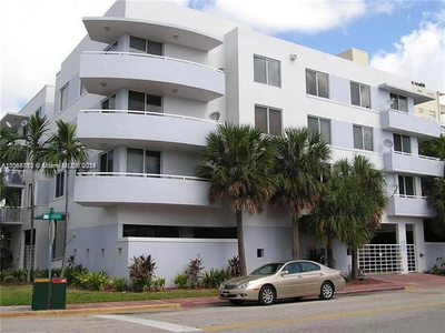 7601 Dickens Ave, Miami Beach, FL, 33141 - Photo 1