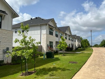 2122 Crescent Pointe Pkwy Parkway, College Station, TX, 77845 - Photo 1