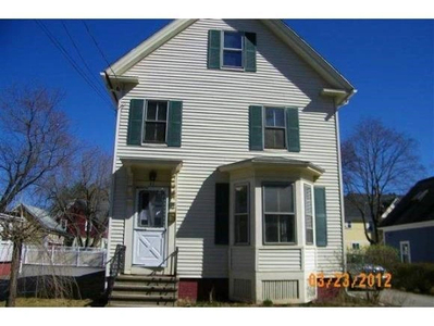 33 Maple St, Dover, NH