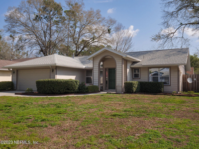 5127 Nw 24th Dr, Gainesville, FL