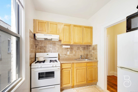 33-34 29th Street, Queens, NY