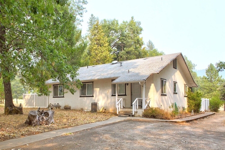 350 Boyer Rd, Grants Pass, OR