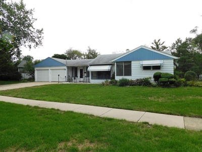 3600 Campbell St, Rolling Meadows, IL