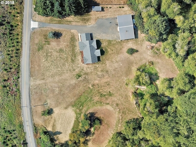 27437 Kingsley Rd, Scappoose, OR