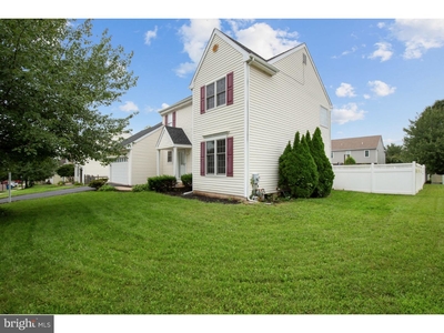 143 Bayberry Dr, Royersford, PA