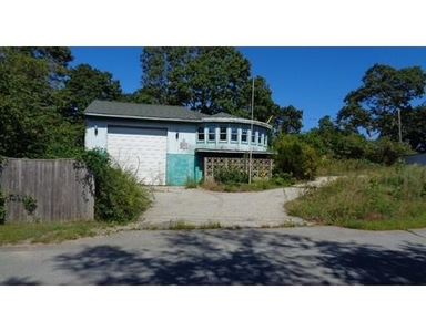 3 Clearwater Dr, Plymouth, MA