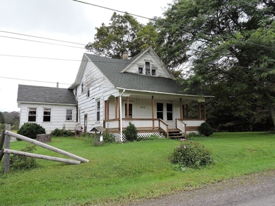 509 Amish Dr, Le Raysville, PA