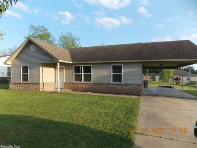 516 E Mississippi St, Beebe, AR