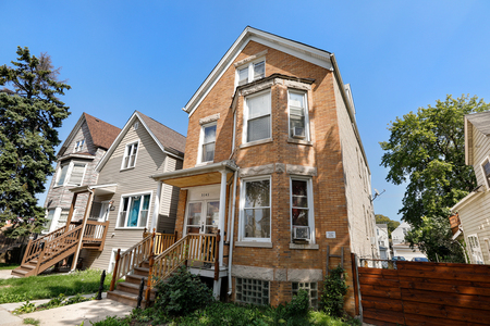 3141 N Kimball Ave, Chicago, IL