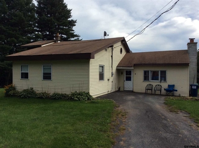 103 Kussler Way, Cropseyville, NY