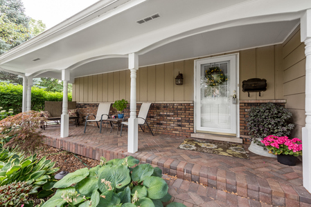618 Grant St, Downers Grove, IL