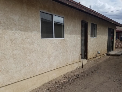 108 E Cottage St, Barstow, CA
