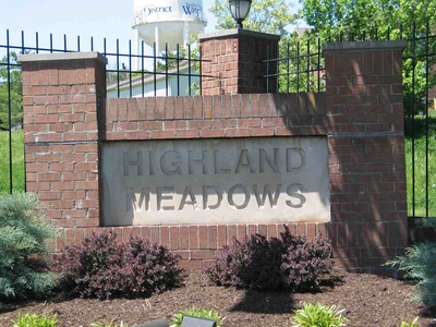 2 Highland Meadows Dr, Highland Heights, KY