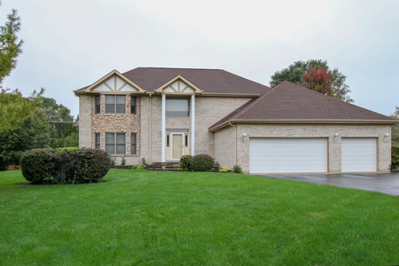 550 Grand Meadow Ln, Mchenry, IL