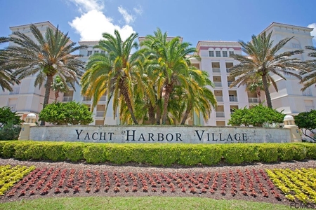 102 Yacht Harbor Dr, Palm Coast, FL
