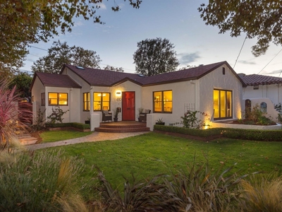 610 View St, Mountain View, CA