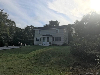 8 Colonial Dr, Columbia, CT