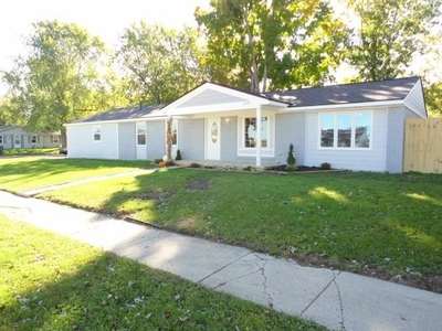 2405 Norwood Way, Anderson, IN
