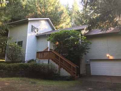 83565 Woodland Ln, Florence, OR