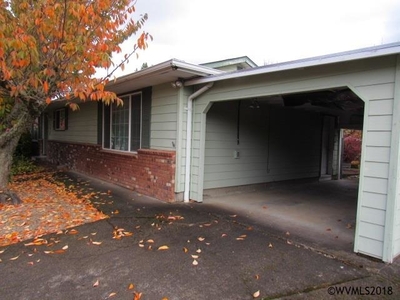 1591 Downing Dr, Lebanon, OR