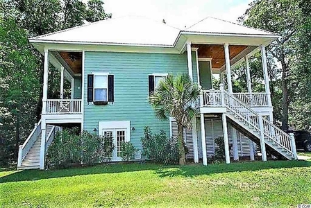 582 Collins Ave, Murrells Inlet, SC