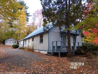 2 Forest Ave, Lincoln, ME