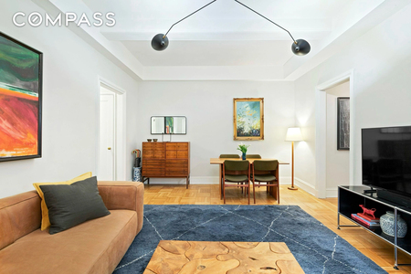 40 W 67th Street, Manhattan, NY, 10023 - Photo 1