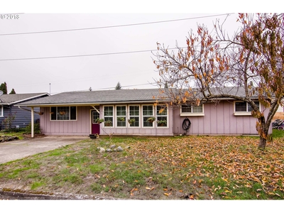 1580 W Quinalt St, Springfield, OR