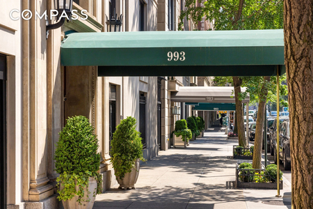 993 Park Avenue, Manhattan, NY, 10028 - Photo 1