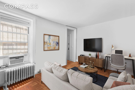 261 W 22nd Street, Manhattan, NY, 10011 - Photo 1