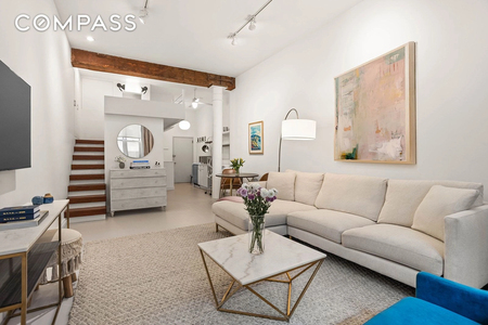 23 Waverly Place, Manhattan, NY, 10003 - Photo 1