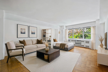 333 E 46TH Street, Manhattan, NY, 10017 - Photo 1