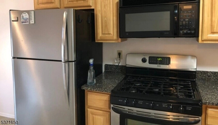 1 Lake Ave, East Brunswick, NJ, 08816-1803 - Photo 1