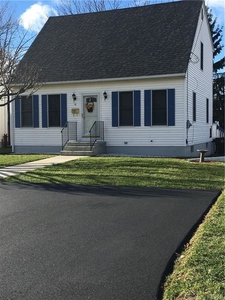 10 Harrison Ave, Enfield, CT