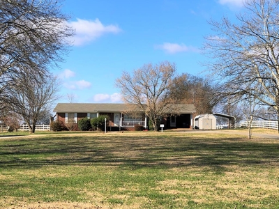 2275 County Road 15, Florence, AL