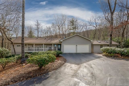 164 Sweetwater Ln, Pisgah Forest, NC