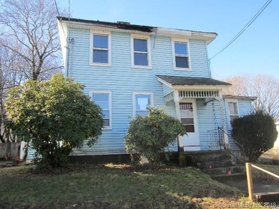 43 Mountain St, Willimantic, CT
