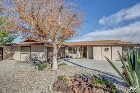 39047 Sherry Cir, Cathedral City, CA