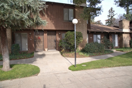 4877 E Butler Ave, Fresno, CA